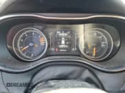 ✅ 2019 Jeep Cherokee Latitude • VIN: 1C4PJLCB0KD206277 • Лот: 89573885. Опубликован ранее на Copart с пробегом 62 276 миль. Бесплатный доступ к архиву аукционных продаж из США и подробный отчёт об истории автомобиля на DreamBid. Изображение 9.