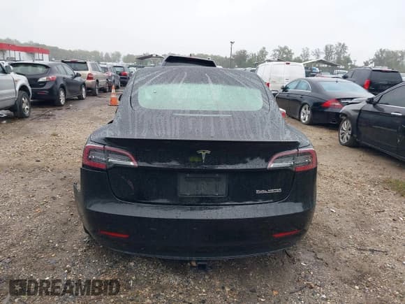 ✅ 2021 Tesla Model 3 Performance • VIN: 5YJ3E1ECXMF914237 • Lot: 43431670. Listed on IAAI with 90,921 mi. Free auction sales archive from the USA and detailed vehicle history report at DreamBid. Image 16.