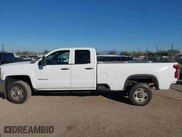 ✅ 2015 Chevrolet Silverado 2500HD Work Truck • VIN: 1GB2CUEG9FZ122068 • Лот: 43647284. Опубликован ранее на IAAI с пробегом 214 454 миль. Бесплатный доступ к архиву аукционных продаж из США и подробный отчёт об истории автомобиля на DreamBid. Изображение 13.