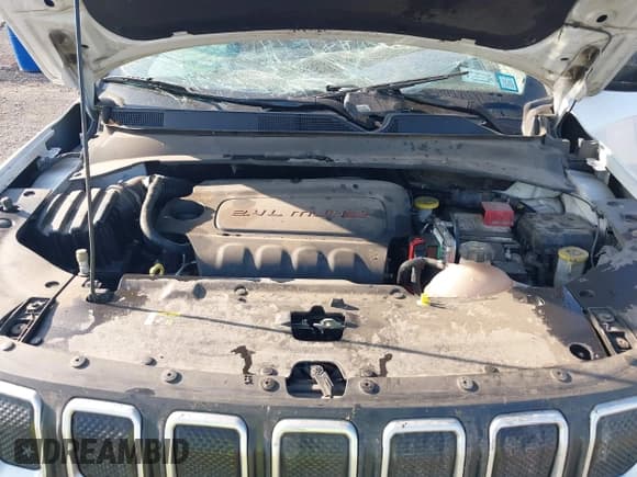 ✅ 2022 Jeep Compass Latitude • VIN: 3C4NJDBBXNT123520 • Lot: 43185460. Listed on IAAI with 45,181 mi. Free auction sales archive from the USA and detailed vehicle history report at DreamBid. Image 10.