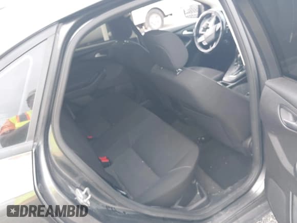 ✅ 2018 Ford Focus SE • VIN: 1FADP3F29JL240516 • Лот: 43187939. Опубликован ранее на IAAI с пробегом 144 455 миль. Бесплатный доступ к архиву аукционных продаж из США и подробный отчёт об истории автомобиля на DreamBid. Изображение 8.