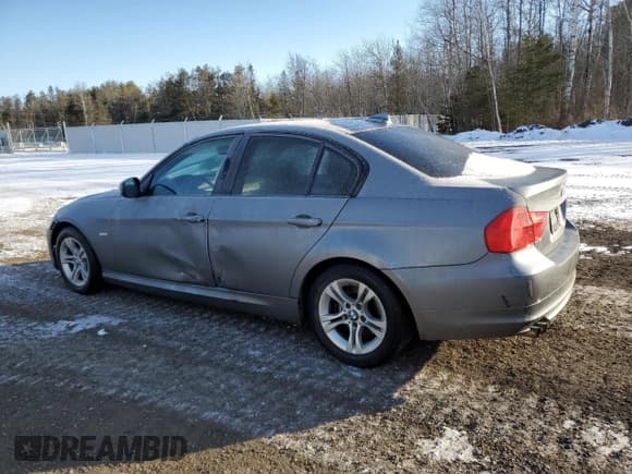 ✅ 2009 BMW 3 Series 323i • VIN: WBAPG73599A401495 • Lot: 88476595. Listed on Copart with 231,795 mi. Free auction sales archive from the USA and detailed vehicle history report at DreamBid. Image 2.