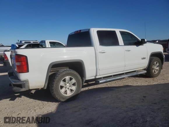 ✅ 2015 GMC Sierra 1500 SLE • VIN: 3GTP1UEH1FG204635 • Лот: 84863584. Опубликован ранее на Copart с пробегом 179 467 миль. Бесплатный доступ к архиву аукционных продаж из США и подробный отчёт об истории автомобиля на DreamBid. Изображение 3.