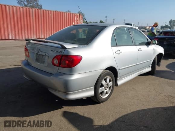 ✅ 2006 Toyota Corolla CE • VIN: 1NXBR32E96Z589118 • Lot: 43622414. Listed on IAAI with Not provided. Free auction sales archive from the USA and detailed vehicle history report at DreamBid. Image 4.