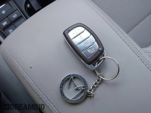 ✅ 2021 Hyundai Tucson Limited • VIN: KM8J3CAL5MU393218 • Лот: 43568003. Опубликован ранее на IAAI с пробегом 61 228 миль. Бесплатный доступ к архиву аукционных продаж из США и подробный отчёт об истории автомобиля на DreamBid. Изображение 11.