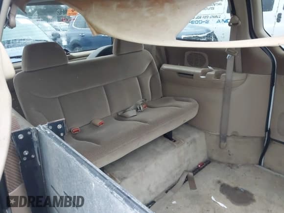 ✅ 1996 Dodge Caravan LE • VIN: 1B4GP54L4TB393941 • Lot: 43606447. Wystawiony na IAAI z przebiegiem Nie podano. Bezpłatny archiwum sprzedaży aukcyjnych z USA i szczegółowy raport historii pojazdu na DreamBid. Zdjęcie 8.