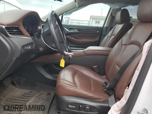 ✅ 2018 Buick Enclave Avenir • VIN: 5GAEVCKW9JJ268732 • Lot: 62598645. Wystawiony na Copart z przebiegiem 51 153 mil. Bezpłatny archiwum sprzedaży aukcyjnych z USA i szczegółowy raport historii pojazdu na DreamBid. Zdjęcie 7.