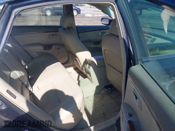 2006 Hyundai Azera SE z VIN KMHFC46F86A041396, wystawiony jako IAAI lot #41858709 z przebiegiem 216 101 mil mil oraz . Historia ofert i sprzedaży dostępna na DreamBid. Obrazek 8.