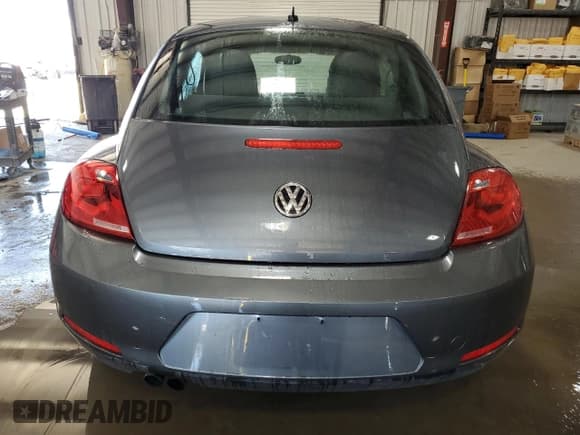 ✅ 2013 Volkswagen Beetle Fender Edition • VIN: 3VWJP7AT5DM679698 • Lot: 48974905. Listed on Copart with 89,437 mi. Free auction sales archive from the USA and detailed vehicle history report at DreamBid. Image 6.