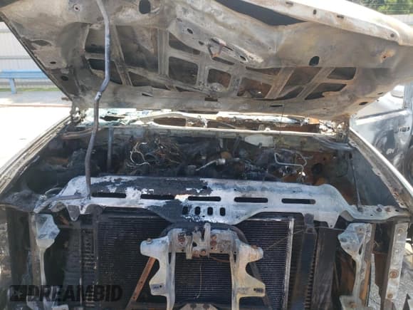 ✅ 2014 GMC Sierra 2500HD Denali • VIN: 1GT125E81EF138662 • Lot: 61955755. Listed on Copart with Not provided. Free auction sales archive from the USA and detailed vehicle history report at DreamBid. Image 11.