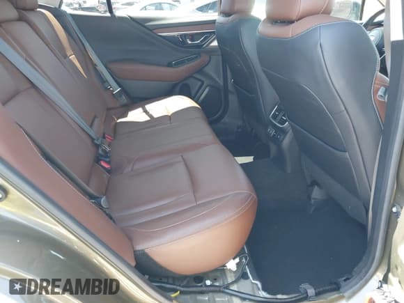 ✅ 2020 Subaru Outback Touring XT • VIN: 4S4BTGPD2L3138168 • Lot: 42537971. Listed on IAAI with 56,986 mi. Free auction sales archive from the USA and detailed vehicle history report at DreamBid. Image 8.