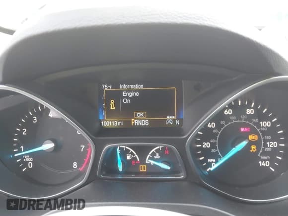 ✅ 2017 Ford Escape SE • VIN: 1FMCU9GD8HUC21134 • Lot: 42072503. Wystawiony na IAAI z przebiegiem 100 113 mil. Bezpłatny archiwum sprzedaży aukcyjnych z USA i szczegółowy raport historii pojazdu na DreamBid. Zdjęcie 7.