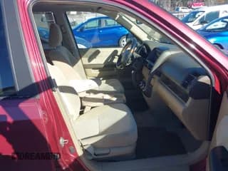 ✅ 2005 Honda CR-V EX • VIN: SHSRD78885U322773 • Lot: 43732705. Wystawiony na IAAI z przebiegiem 313 317 mil. Bezpłatny archiwum sprzedaży aukcyjnych z USA i szczegółowy raport historii pojazdu na DreamBid. Zdjęcie 5.