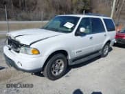 ✅ 2002 Lincoln Navigator • VIN: 5LMFU28R02LJ12675 • Lot: 41683000. Listed on IAAI with 211,969 mi. Free auction sales archive from the USA and detailed vehicle history report at DreamBid. Image 19.