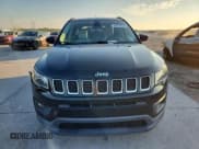 ✅ 2018 Jeep Compass Latitude • VIN: 3C4NJCBB4JT272106 • Lot: 85872915. Wystawiony na Copart z przebiegiem 78 858 mil. Bezpłatny archiwum sprzedaży aukcyjnych z USA i szczegółowy raport historii pojazdu na DreamBid. Zdjęcie 5.