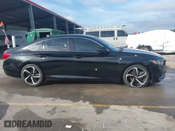 2018 Honda Accord Sport с VIN 1HGCV1F37JA232470, выставлен на аукционе IAAI как лот 43396977 с пробегом 184 370 миль миль и . История ставок и продаж доступна на DreamBid. Изображение 13.