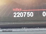 ✅ 2011 BMW 5 Series 535i • VIN: WBAFR7C58BC805307 • Lot: 43662861. Listed on IAAI with 220,750 mi. Free auction sales archive from the USA and detailed vehicle history report at DreamBid. Image 16.