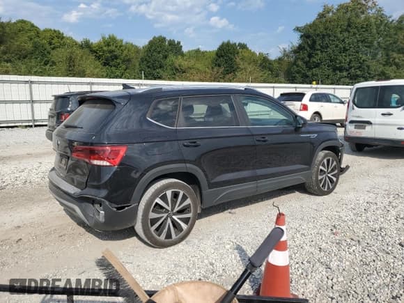 ✅ 2023 Volkswagen Taos SE • VIN: 3VVEX7B25PM341458 • Lot: 80273075. Listed on Copart with 18,183 mi. Free auction sales archive from the USA and detailed vehicle history report at DreamBid. Image 3.