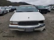 ✅ 1992 Buick Roadmaster Ltd • VIN: 1G4BT5371NR415025 • Lot: 48989145. Wystawiony na Copart z przebiegiem 54 138 mil. Bezpłatny archiwum sprzedaży aukcyjnych z USA i szczegółowy raport historii pojazdu na DreamBid. Zdjęcie 5.