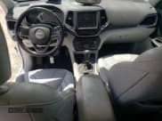 ✅ 2019 Jeep Cherokee Limited • VIN: 1C4PJLDB5KD195890 • Lot: 53978045. Wystawiony na Copart z przebiegiem 102 690 mil. Bezpłatny archiwum sprzedaży aukcyjnych z USA i szczegółowy raport historii pojazdu na DreamBid. Zdjęcie 8.