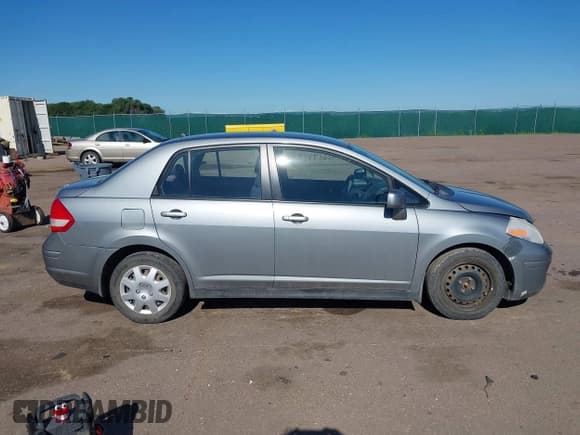 ✅ 2009 Nissan Versa S • VIN: 3N1BC11E79L440655 • Lot: 42619855. Listed on IAAI with 50,507 mi. Free auction sales archive from the USA and detailed vehicle history report at DreamBid. Image 13.
