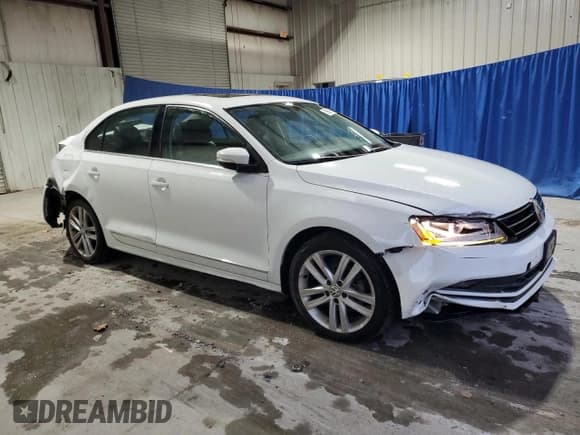 ✅ 2017 Volkswagen Jetta SEL • VIN: 3VWL17AJ5HM278179 • Lot: 90696705. Listed on Copart with 146,236 mi. Free auction sales archive from the USA and detailed vehicle history report at DreamBid. Image 4.