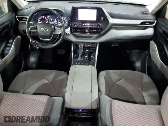 ✅ 2023 Toyota Highlander LE • VIN: 5TDKDRAH2PS502473 • Лот: 90075905. Опубликован ранее на Copart с пробегом 49 465 миль. Бесплатный доступ к архиву аукционных продаж из США и подробный отчёт об истории автомобиля на DreamBid. Изображение 8.