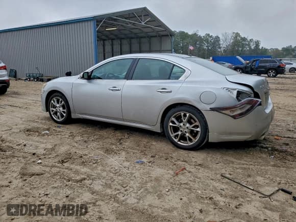 ✅ 2012 Nissan Maxima SV • VIN: 1N4AA5AP4CC841080 • Lot: 96265595. Listed on Copart with 177,759 mi. Free auction sales archive from the USA and detailed vehicle history report at DreamBid. Image 2.