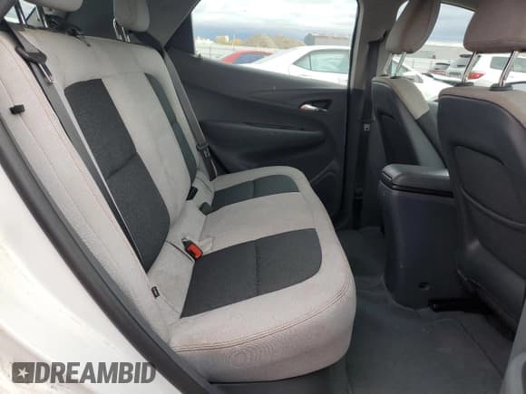 ✅ 2017 Chevrolet Bolt EV LT • VIN: 1G1FW6S0XH4149537 • Lot: 81190684. Wystawiony na Copart z przebiegiem 125 719 mil. Bezpłatny archiwum sprzedaży aukcyjnych z USA i szczegółowy raport historii pojazdu na DreamBid. Zdjęcie 10.