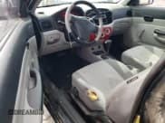 ✅ 2009 Hyundai Accent Auto GS • VIN: KMHCM36C49U109325 • Лот: 77822454. Опубликован ранее на Copart с пробегом 190 724 миль. Бесплатный доступ к архиву аукционных продаж из США и подробный отчёт об истории автомобиля на DreamBid. Изображение 8.