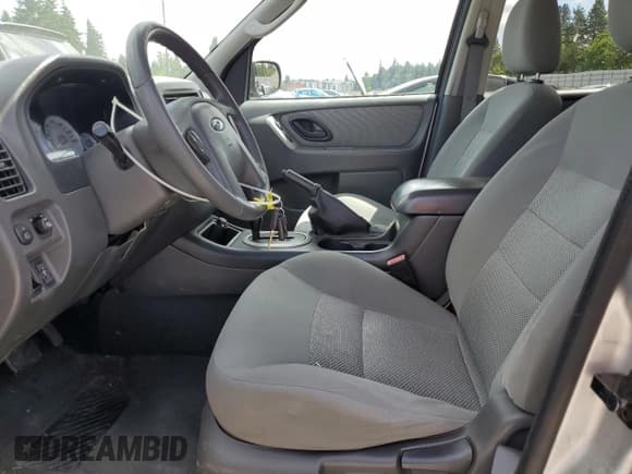 ✅ 2006 Ford Escape Hybrid • VIN: 1FMYU96H56KA48353 • Lot: 63620365. Listed on Copart with 165,223 mi. Free auction sales archive from the USA and detailed vehicle history report at DreamBid. Image 7.