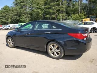 ✅ 2013 Hyundai Sonata SE • VIN: 5NPEC4ACXDH717009 • Lot: 70053964. Listed on Copart with 201,247 mi. Free auction sales archive from the USA and detailed vehicle history report at DreamBid. Image 2.
