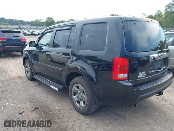 ✅ 2009 Honda Pilot LX • VIN: 5FNYF48229B029030 • Lot: 43200230. Listed on IAAI with 168,432 mi. Free auction sales archive from the USA and detailed vehicle history report at DreamBid. Image 3.