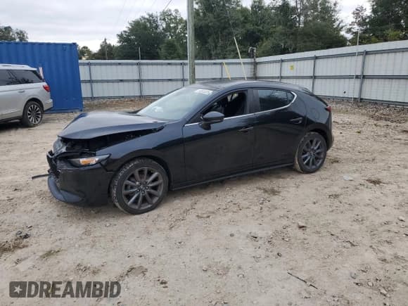 ✅ 2021 Mazda 3 Select • VIN: JM1BPAKLXM1400374 • Lot: 90520335. Listed on Copart with 49,599 mi. Free auction sales archive from the USA and detailed vehicle history report at DreamBid. Image 1.
