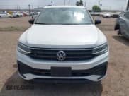 ✅ 2024 Volkswagen Tiguan SE R-Line Black • VIN: 3VVCB7AX5RM053896 • Lot: 41883670. Listed on IAAI with 11,239 mi. Free auction sales archive from the USA and detailed vehicle history report at DreamBid. Image 13.