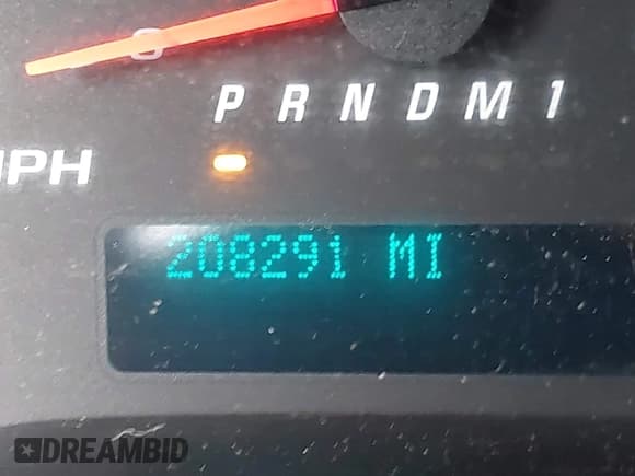 ✅ 2014 Chevrolet Express Cargo • VIN: 1GCWGGBA8E1122630 • Lot: 42695749. Listed on IAAI with 208,291 mi. Free auction sales archive from the USA and detailed vehicle history report at DreamBid. Image 15.