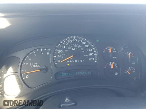 ✅ 2006 Chevrolet Tahoe LS • VIN: 1GNEC13V56R166424 • Лот: 69705175. Опубликован ранее на Copart с пробегом 177 457 миль. Бесплатный доступ к архиву аукционных продаж из США и подробный отчёт об истории автомобиля на DreamBid. Изображение 9.