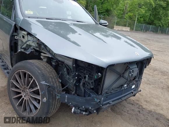 ✅ 2023 Mercedes-Benz GLE 350 • VIN: 4JGFB4KB1PA923727 • Lot: 42351593. Wystawiony na IAAI z przebiegiem 32 584 mil. Bezpłatny archiwum sprzedaży aukcyjnych z USA i szczegółowy raport historii pojazdu na DreamBid. Zdjęcie 6.