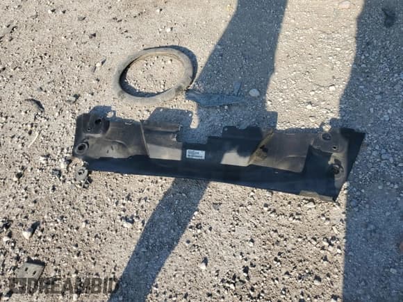 ✅ 2014 Jeep Cherokee Altitude • VIN: 1C4PJMCS2EW311014 • Lot: 64547815. Listed on Copart with 146,324 mi. Free auction sales archive from the USA and detailed vehicle history report at DreamBid. Image 13.