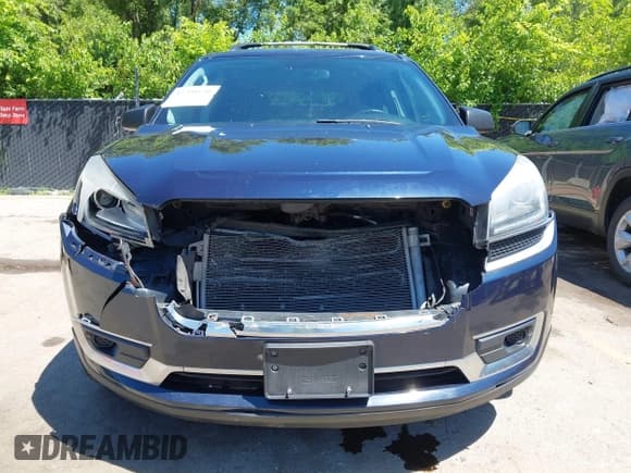 ✅ 2015 GMC Acadia SLE • VIN: 1GKKRPKD7FJ106332 • Lot: 42298130. Listed on IAAI with 147,532 mi. Free auction sales archive from the USA and detailed vehicle history report at DreamBid. Image 12.