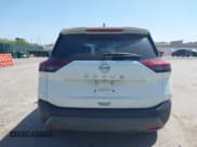 ✅ 2023 Nissan Rogue S • VIN: 5N1BT3AA5PC862868 • Lot: 41972385. Wystawiony na IAAI z przebiegiem 51 837 mil. Bezpłatny archiwum sprzedaży aukcyjnych z USA i szczegółowy raport historii pojazdu na DreamBid. Zdjęcie 16.