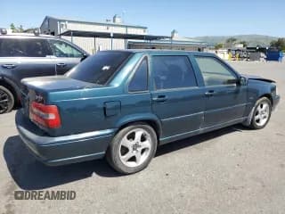 ✅ 1998 Volvo S70 T5 • VIN: YV1LS5372W2476397 • Lot: 52776114. Wystawiony na Copart z przebiegiem 262 041 mil. Bezpłatny archiwum sprzedaży aukcyjnych z USA i szczegółowy raport historii pojazdu na DreamBid. Zdjęcie 3.