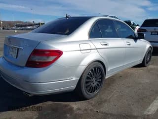 ✅ 2008 Mercedes-Benz C 300 Sport • VIN: WDDGF81X48F092641 • Lot: 43727416. Wystawiony na IAAI z przebiegiem 205 834 mil. Bezpłatny archiwum sprzedaży aukcyjnych z USA i szczegółowy raport historii pojazdu na DreamBid. Zdjęcie 4.