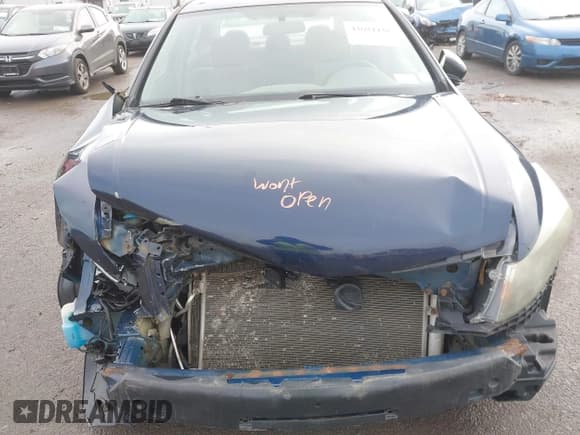 ✅ 2008 Honda Accord LX-P • VIN: 1HGCP26408A103182 • Lot: 43694432. Listed on IAAI with 135,251 mi. Free auction sales archive from the USA and detailed vehicle history report at DreamBid. Image 6.