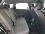 ✅ 2025 Kia K4 LXS • VIN: 3KPFT4DE8SE113574 • Лот: 93068055. Опубликован ранее на Copart с пробегом 14 863 миль. Бесплатный доступ к архиву аукционных продаж из США и подробный отчёт об истории автомобиля на DreamBid. Изображение 10.