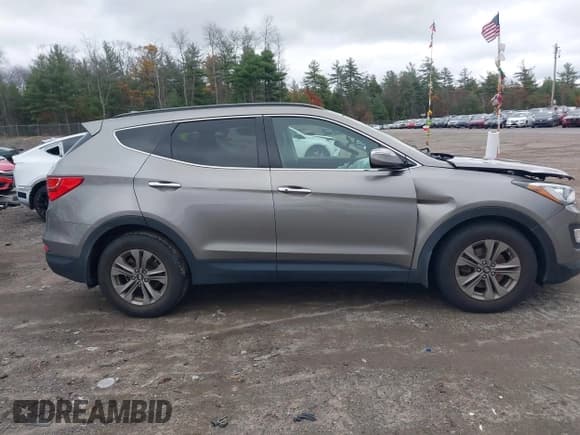 ✅ 2015 Hyundai Santa Fe • VIN: 5XYZUDLB9FG287728 • Лот: 43578765. Опубликован ранее на IAAI с пробегом 45 459 миль. Бесплатный доступ к архиву аукционных продаж из США и подробный отчёт об истории автомобиля на DreamBid. Изображение 14.
