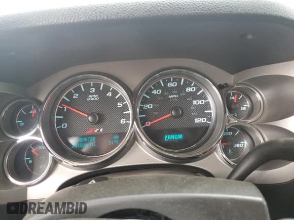 ✅ 2010 Chevrolet Silverado 1500 LT • VIN: 3GCRKSE38AG176016 • Lot: 82340915. Wystawiony na Copart z przebiegiem 201 004 mil. Bezpłatny archiwum sprzedaży aukcyjnych z USA i szczegółowy raport historii pojazdu na DreamBid. Zdjęcie 9.