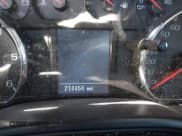 ✅ 2015 Chevrolet Silverado 2500HD Work Truck • VIN: 1GB2CUEG9FZ122068 • Лот: 43647284. Опубликован ранее на IAAI с пробегом 214 454 миль. Бесплатный доступ к архиву аукционных продаж из США и подробный отчёт об истории автомобиля на DreamBid. Изображение 14.