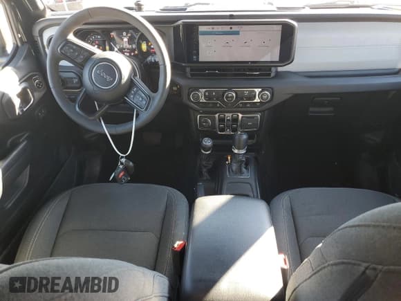 ✅ 2024 Jeep Wrangler Willys • VIN: 1C4RJXN68RW144481 • Лот: 86868855. Опубликован ранее на Copart с пробегом 8 987 миль. Бесплатный доступ к архиву аукционных продаж из США и подробный отчёт об истории автомобиля на DreamBid. Изображение 8.