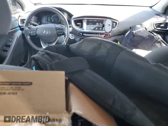 ✅ 2018 Hyundai Ioniq • VIN: KMHC75LH9JU029414 • Лот: 45957745. Размещён на Copart с пробегом 62 241 миль миль. Получите бесплатный доступ к архиву аукционных продаж из США и посмотрите подробный отчёт об истории автомобиля на DreamBid. Изображение 8.